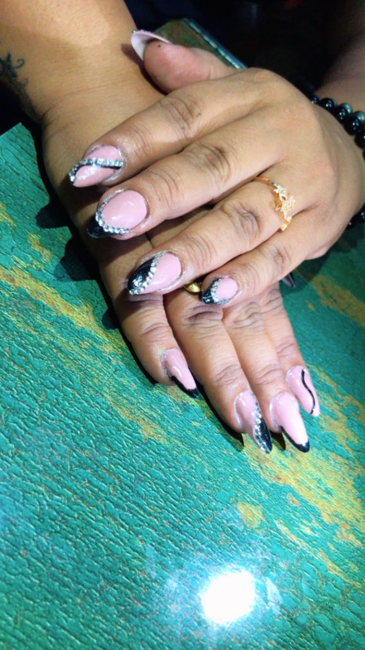 Manicure Services